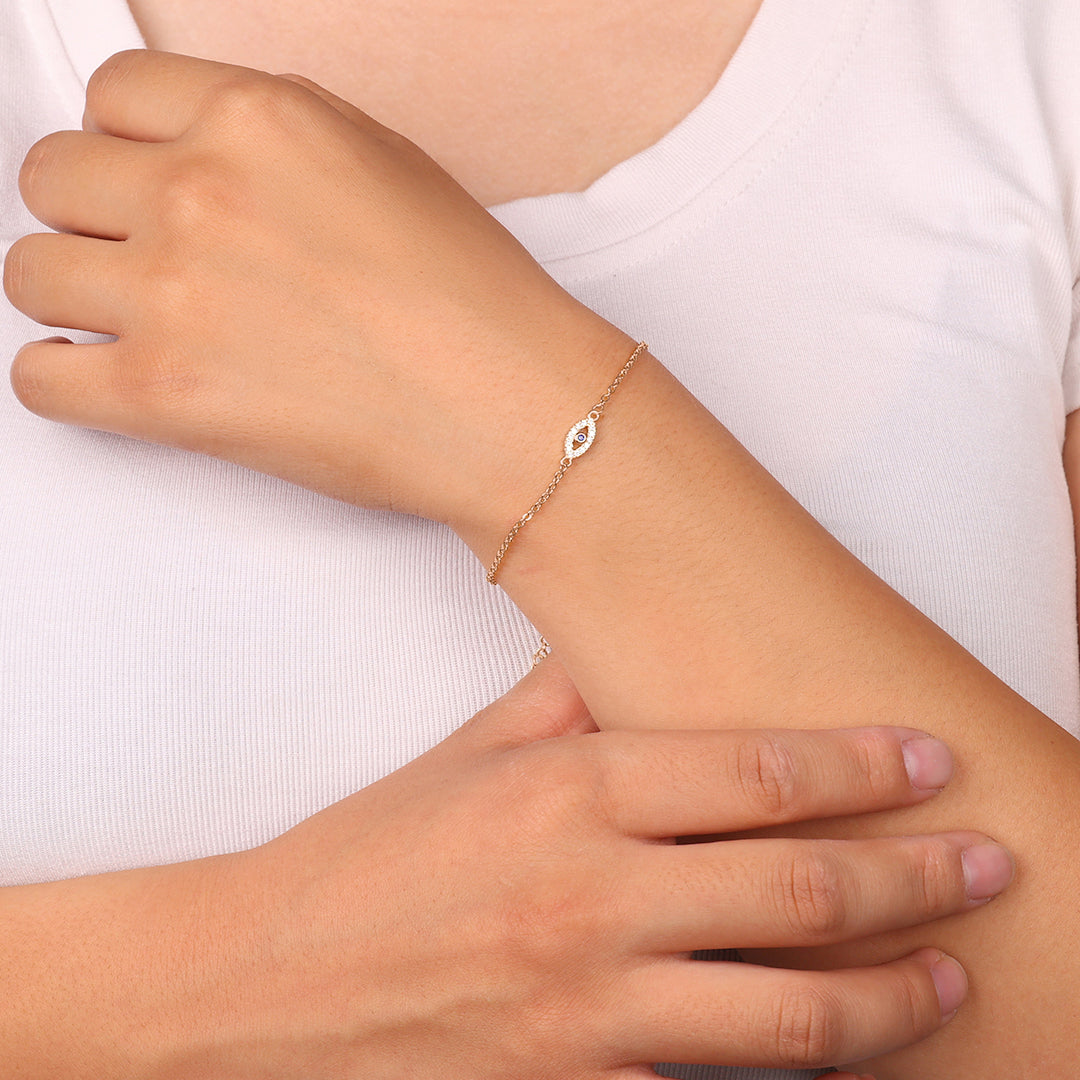 Zierliches Armband mit Bösem Blick-Anhänger