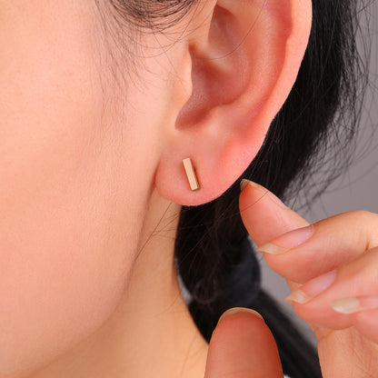 Boucles d'oreilles à barre délicate