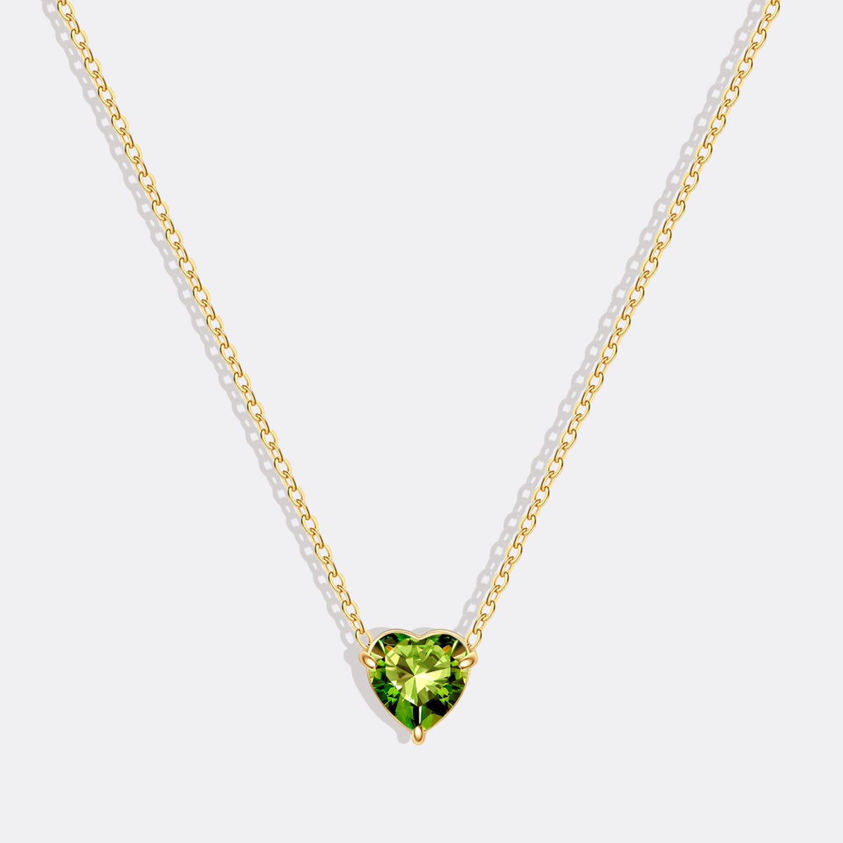 Collier délicat en forme de cœur avec pierre de naissance
