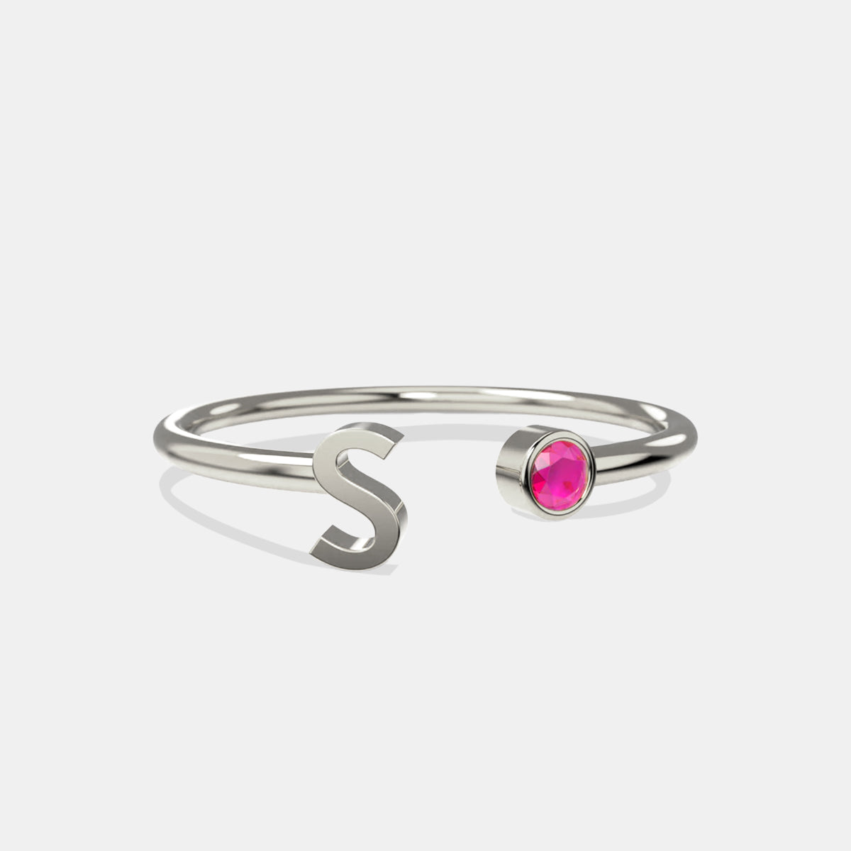 Zierlicher Geburtsstein-Initialenring