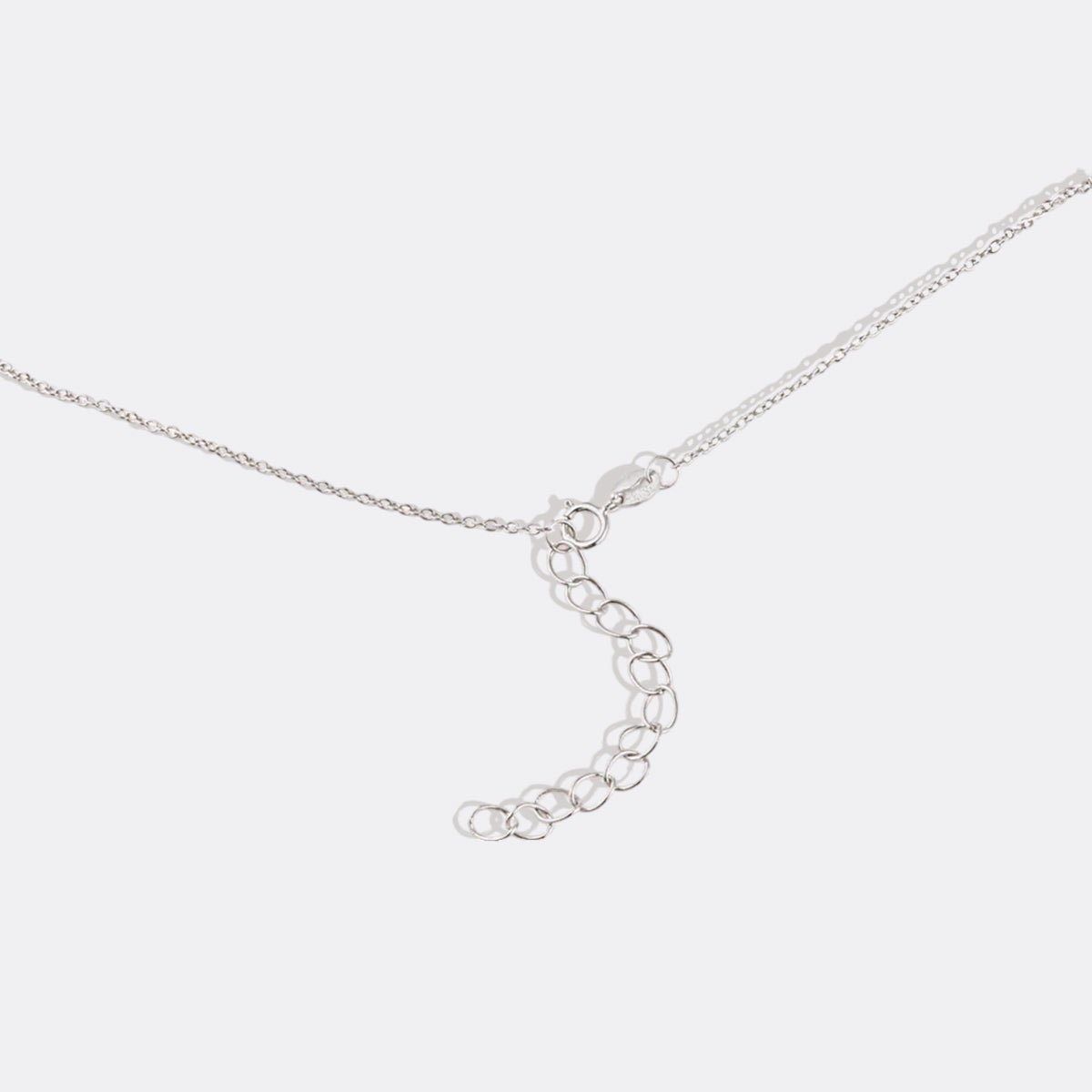 Collier délicat avec pierres de naissance pour la famille