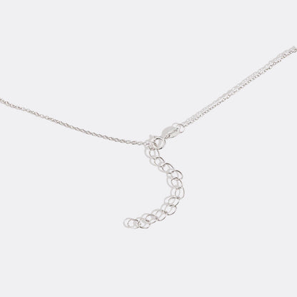 Collier délicat avec pierres de naissance pour la famille