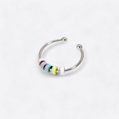 Spinnender Zappelring mit Emaille-Perlen