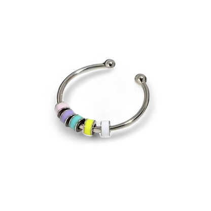 Spinnender Zappelring mit Emaille-Perlen