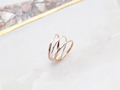 Bague empilable martelée