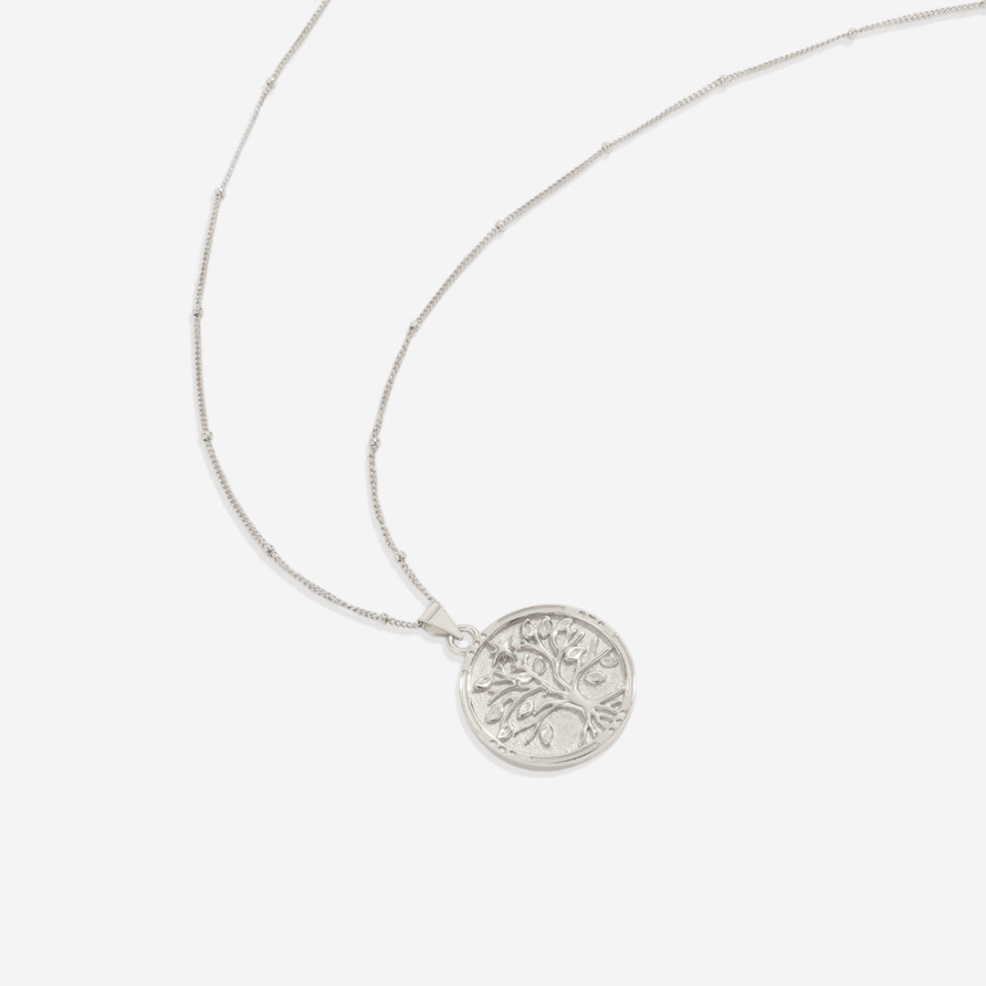 Collier avec pendentif en vermeil représentant l'arbre de vie