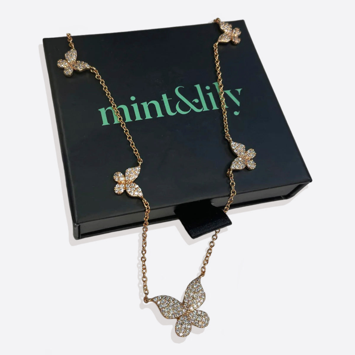 Collier Cinq Papillons