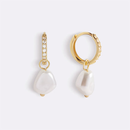 Boucles d'oreilles créoles pavées de perles d'eau douce