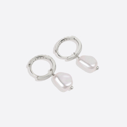 Boucles d'oreilles créoles pavées de perles d'eau douce