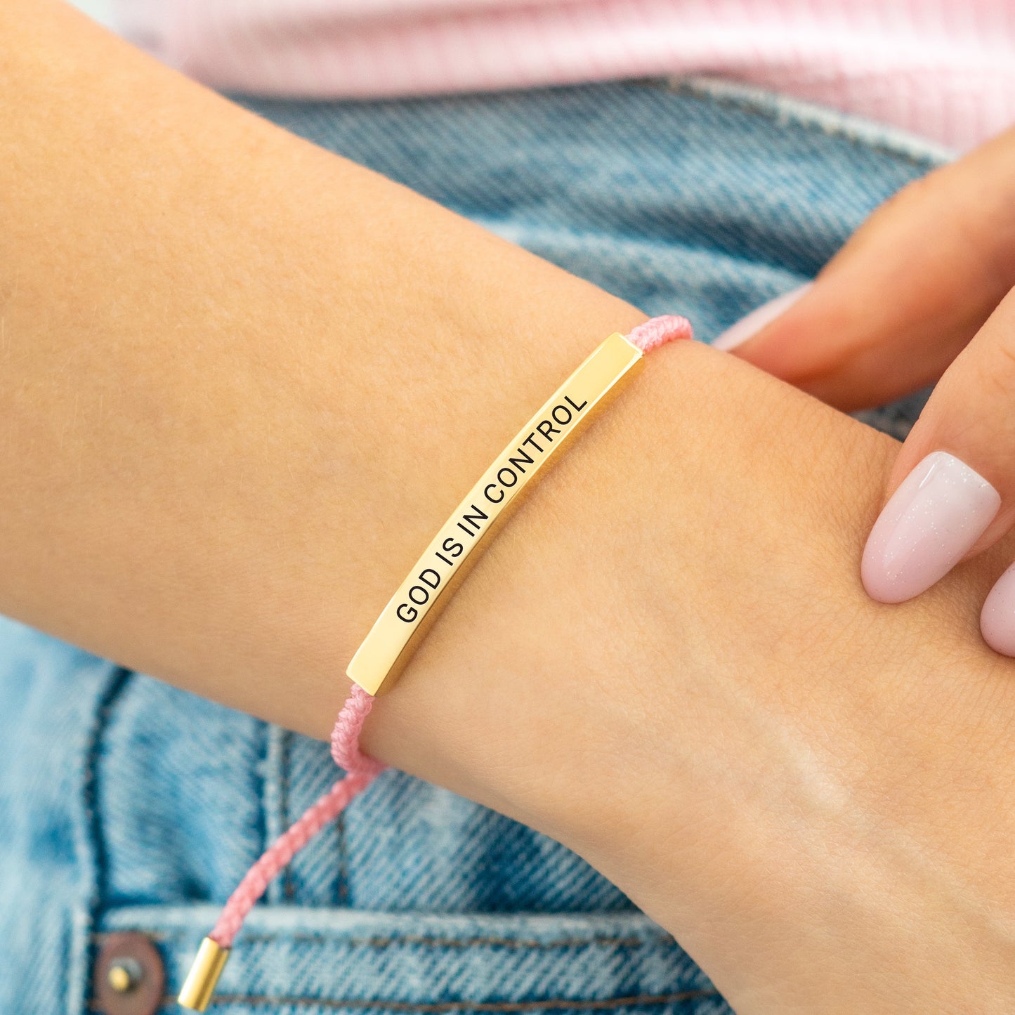 Bracelet Inspire Dieu est aux commandes
