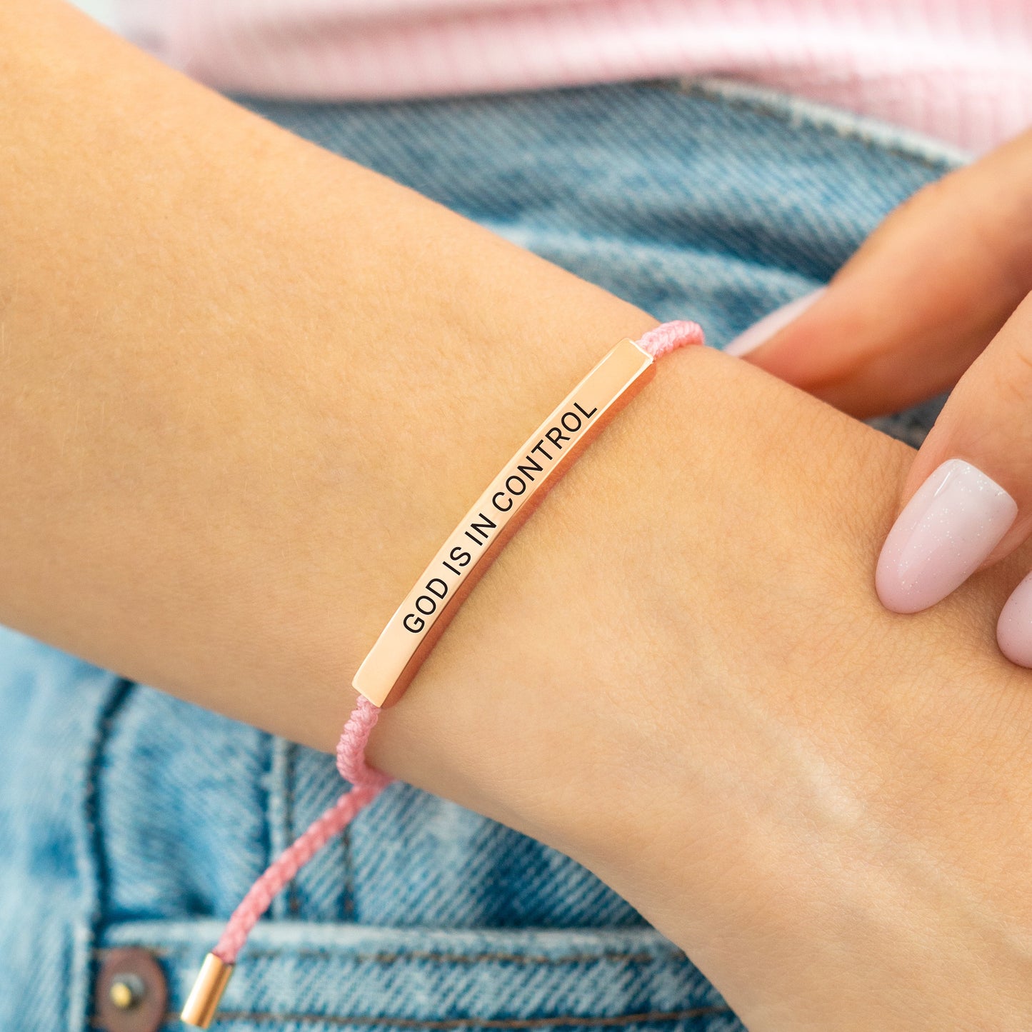 Bracelet Inspire Dieu est aux commandes