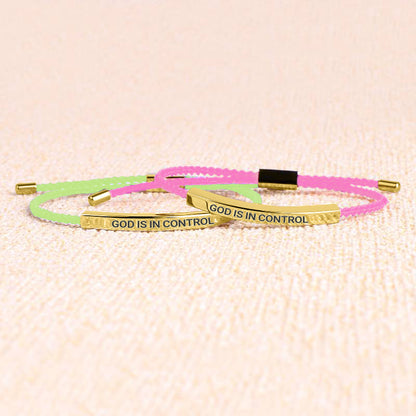 Bracelet Inspire Dieu est aux commandes