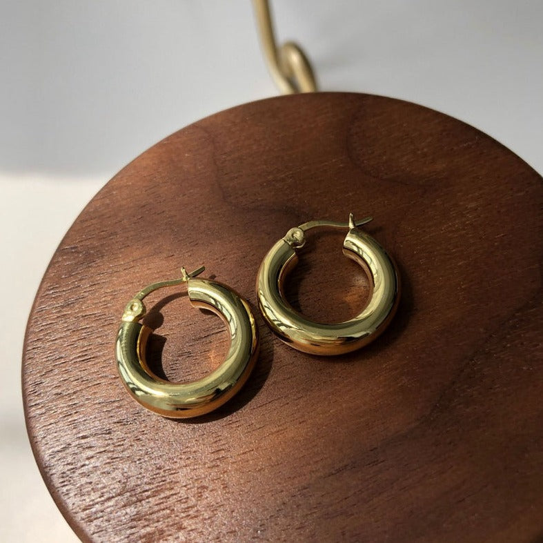 Boucles d'oreilles créoles épaisses et creuses