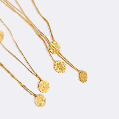 Collier pendentif zodiaque en or martelé