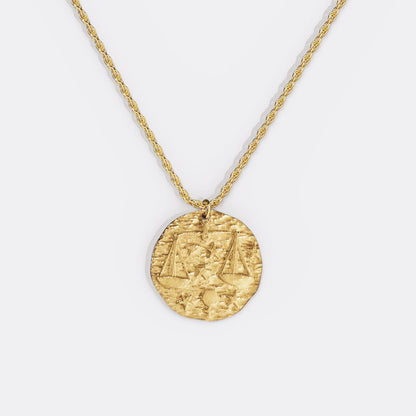 Collier pendentif zodiaque en or martelé