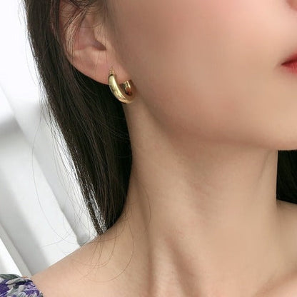 Boucles d'oreilles créoles épaisses et creuses
