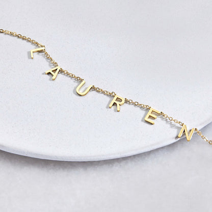Collier avec nom et lettre personnalisés