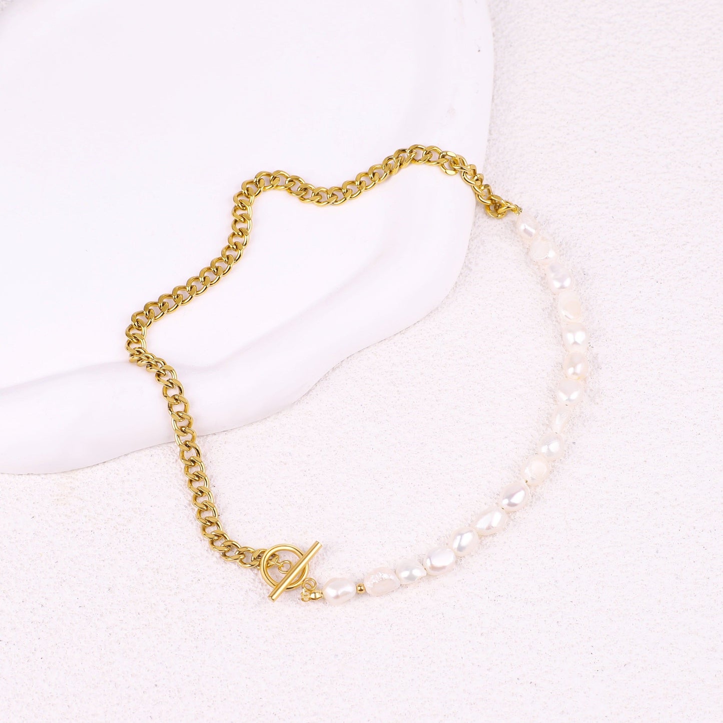 Collier de perles demi-chaîne