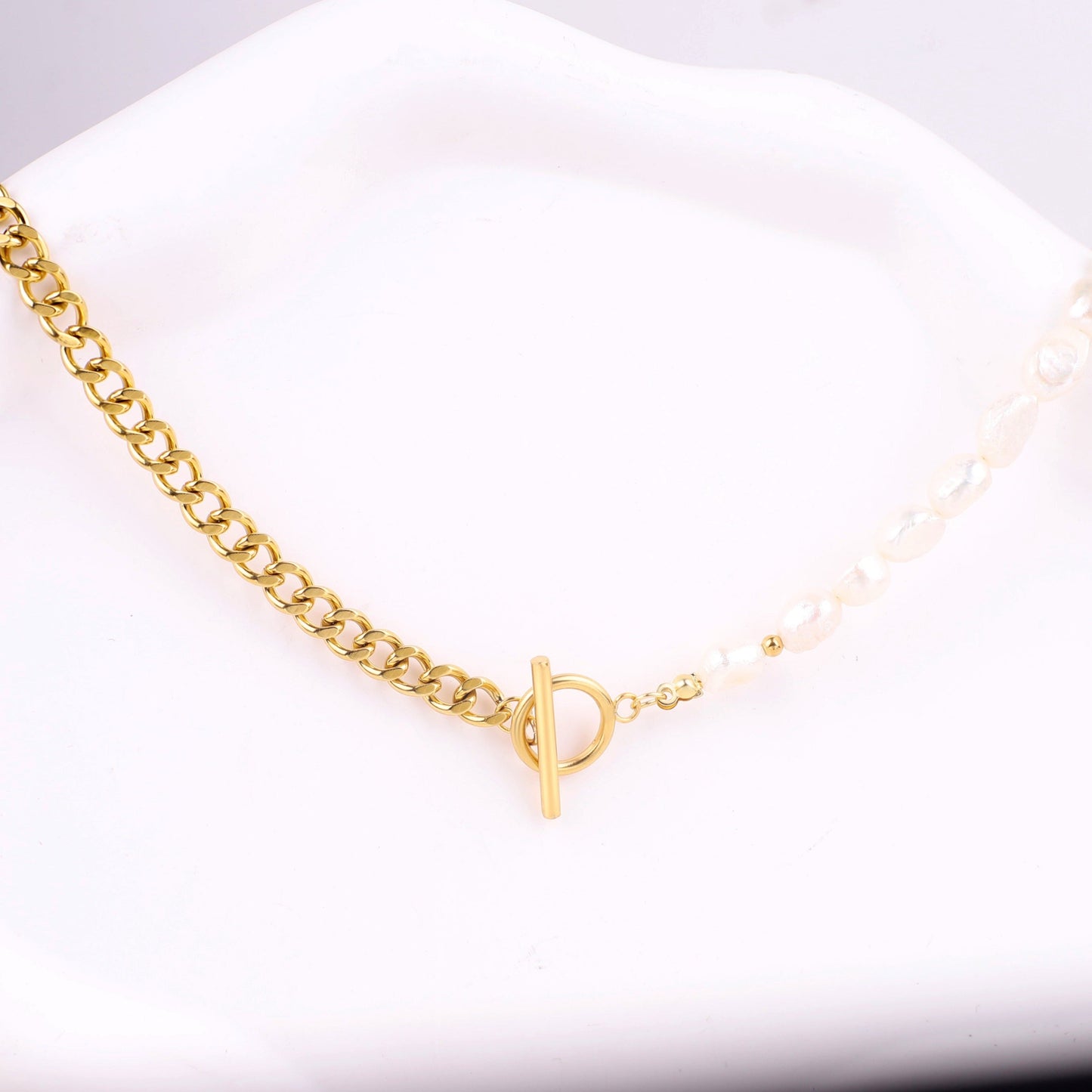 Collier de perles demi-chaîne