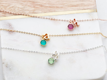 Initialen- und Geburtssteinarmband