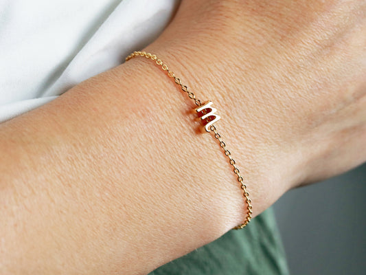 Einzelnes kursives Armband