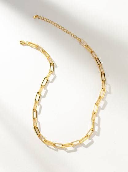 Collier chaîne avec lumières clignotantes