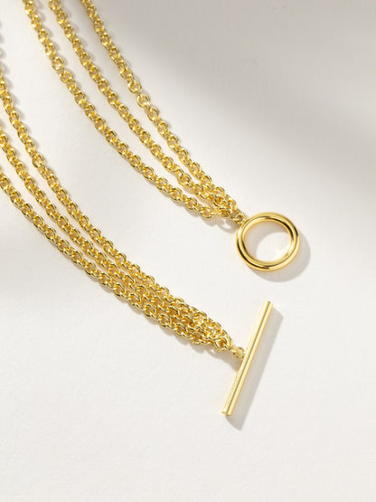 Collier emblématique à trois chaînes