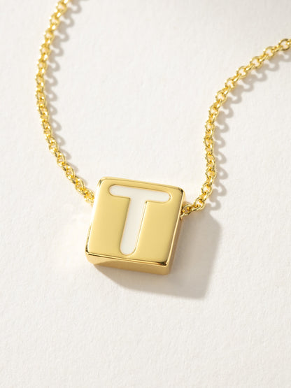 Collier avec lettres en gras