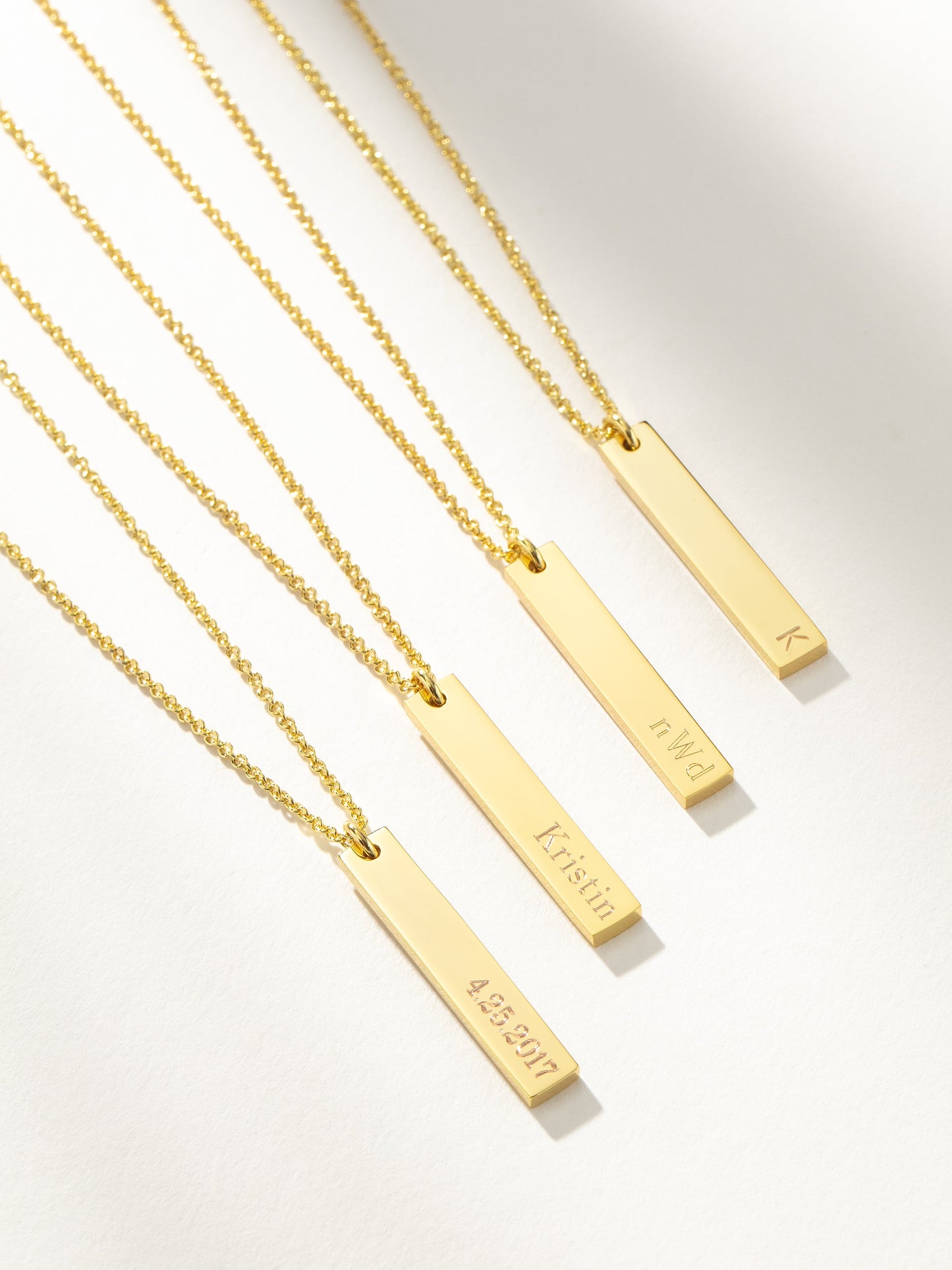 Collier à barre verticale
