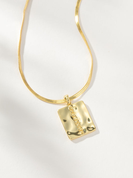 Collier pendentif peu commun