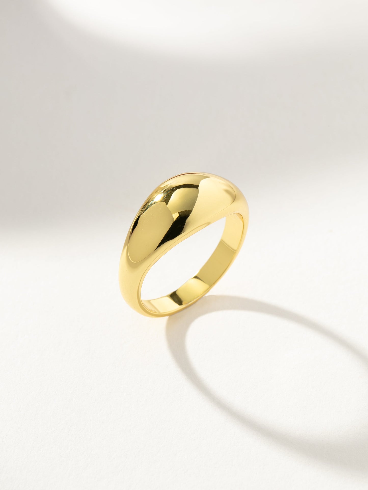 Bague dôme audacieuse