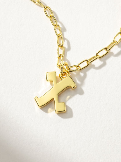 Collier pendentif initial gothique