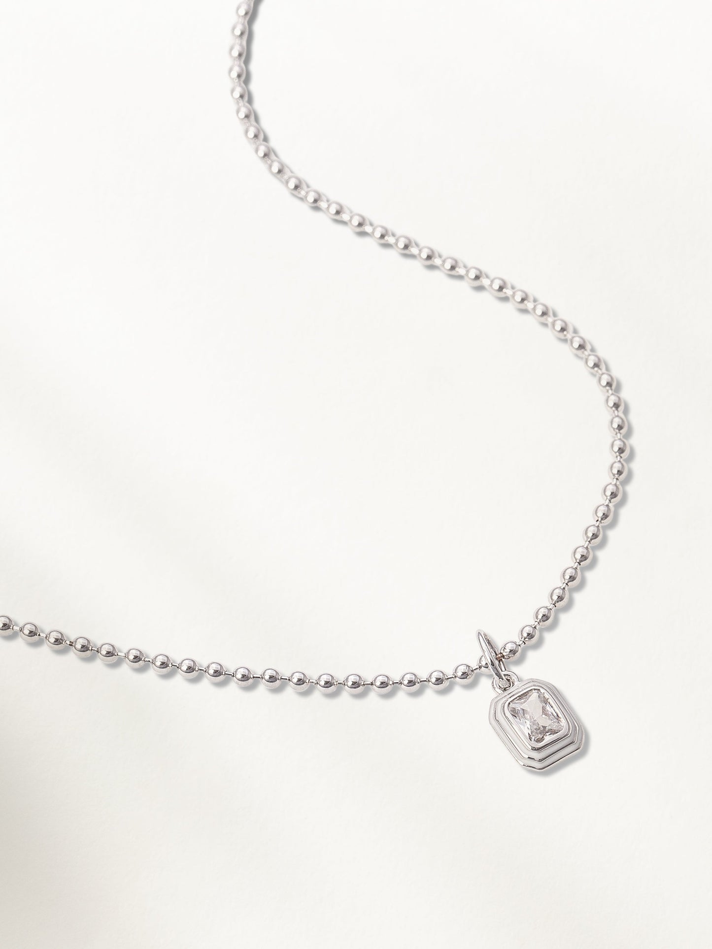 Collier pendentif et chaîne Applause