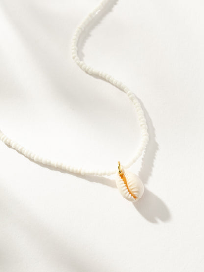 Collier de perles en coquillage Puka