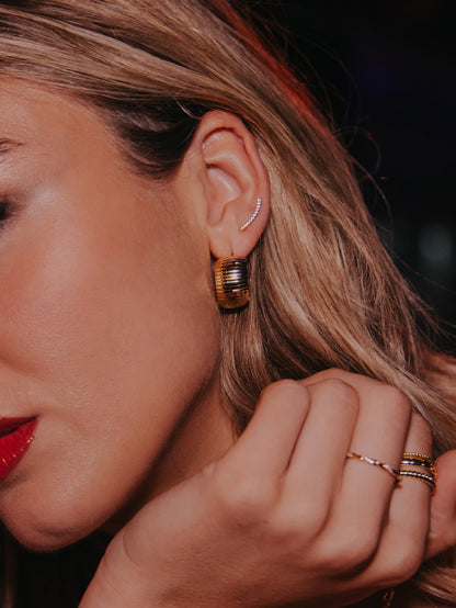 Pavé Bar Ear Climber