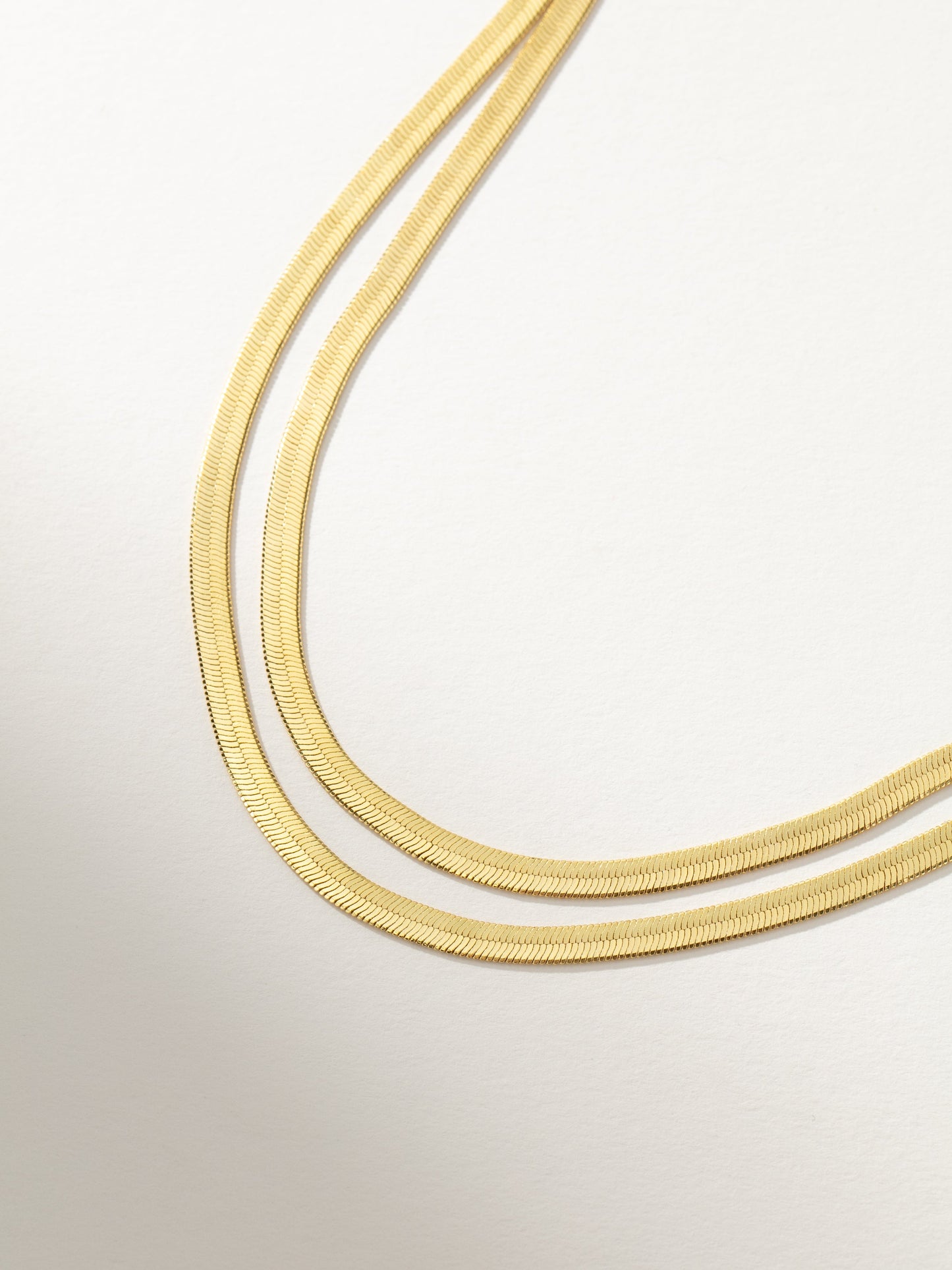 Collier à chaîne à chevrons double couche