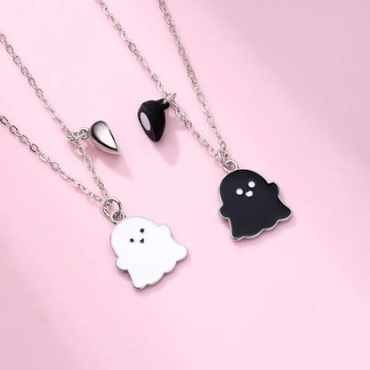 2Pcs/Set Cartoon Ghost Heart Pendant BFF Necklace