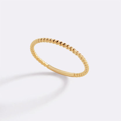 Bague délicate en vermeil doré à perles empilables