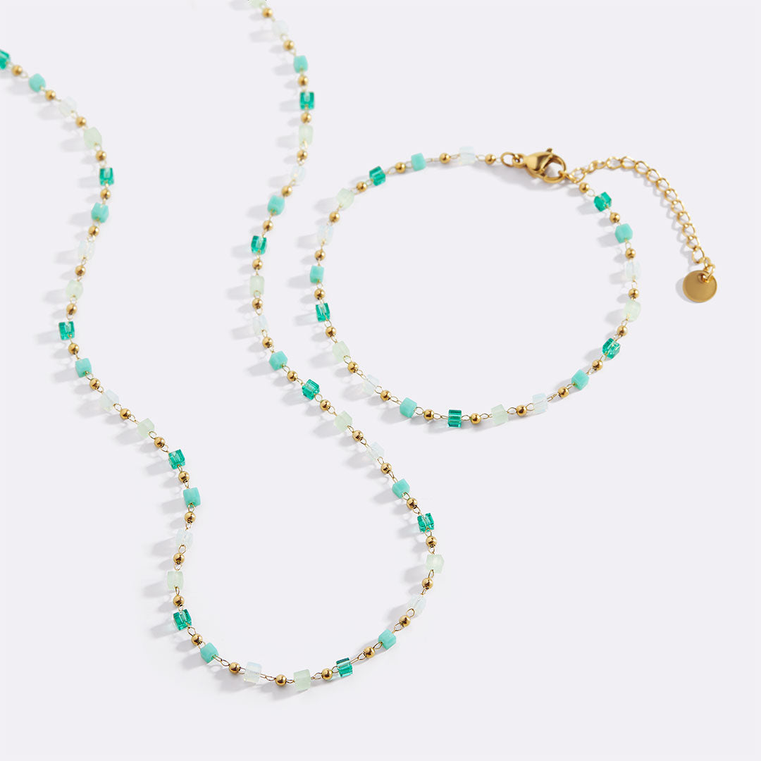 Ensemble bracelet de plage en perles et collier ras du cou