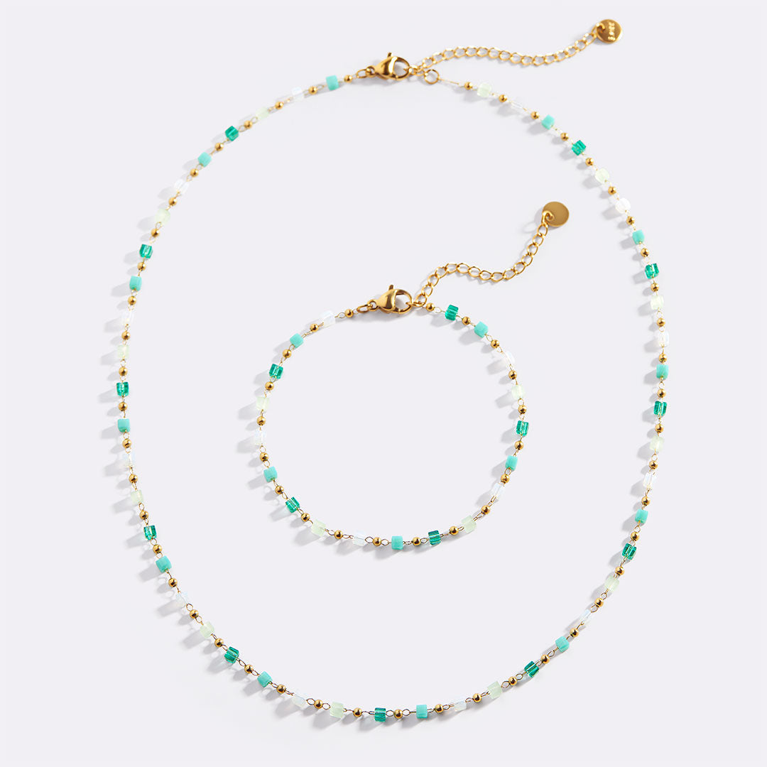 Ensemble bracelet de plage en perles et collier ras du cou