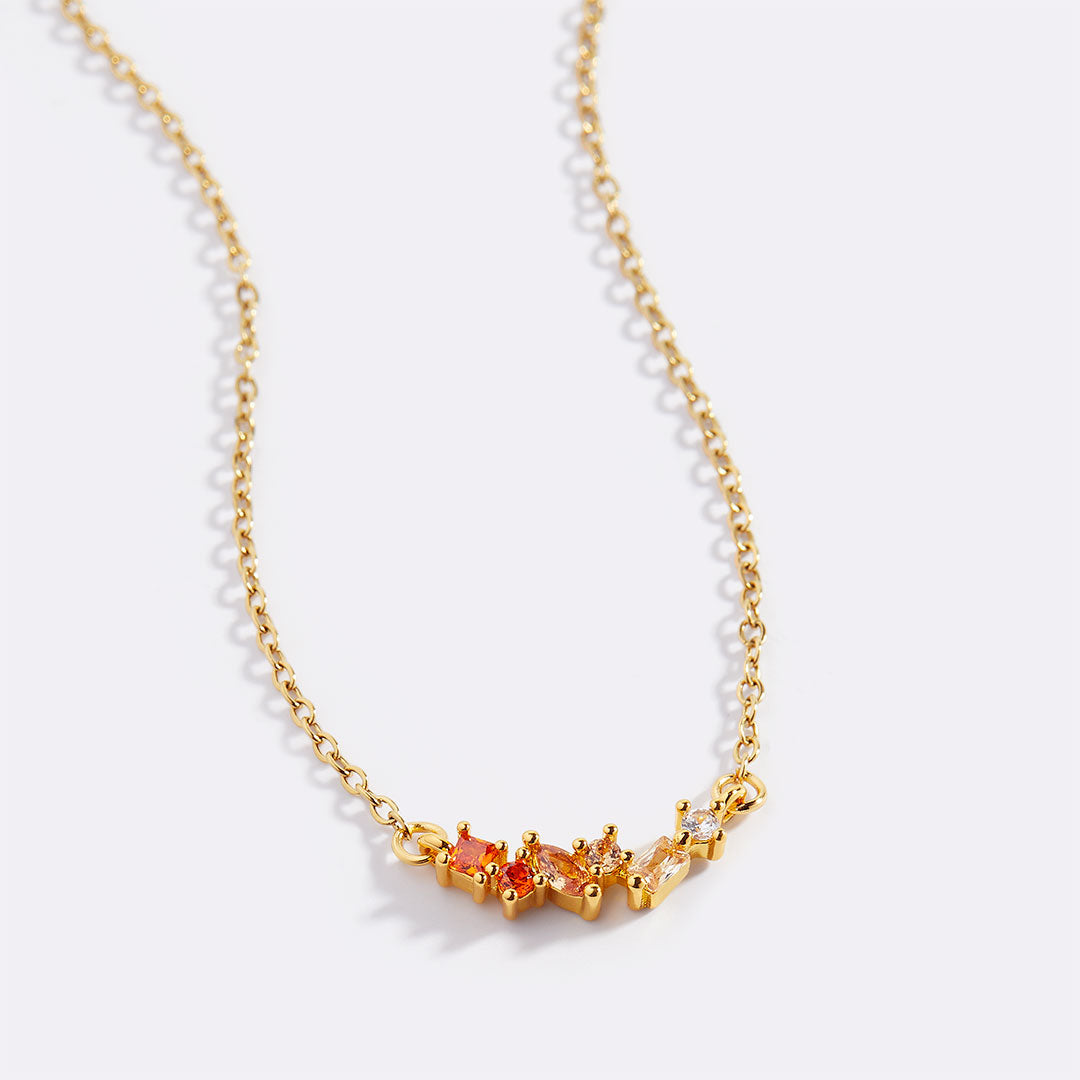 Collier avec pierre de naissance ombrée