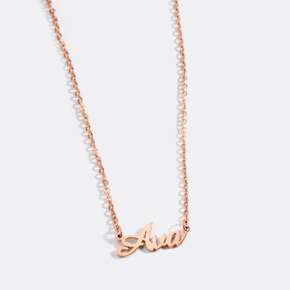 Collier avec nom en plume 