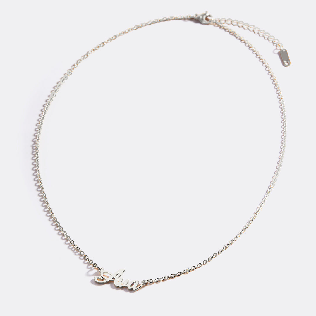 Collier avec nom en plume 