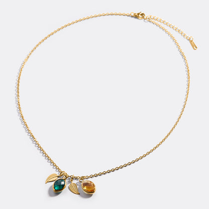 Collier avec pierres de naissance familiales