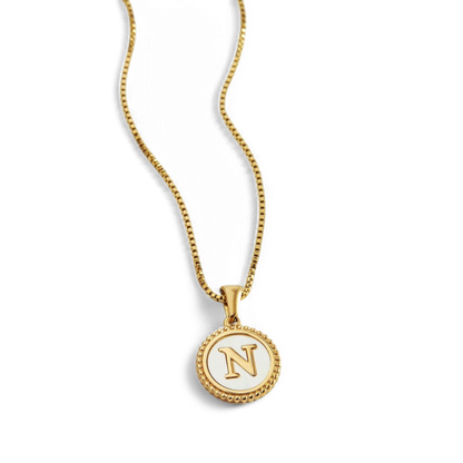 Collier lettre disque en nacre