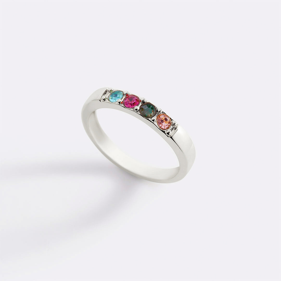 Bague empilable avec pierres de naissance