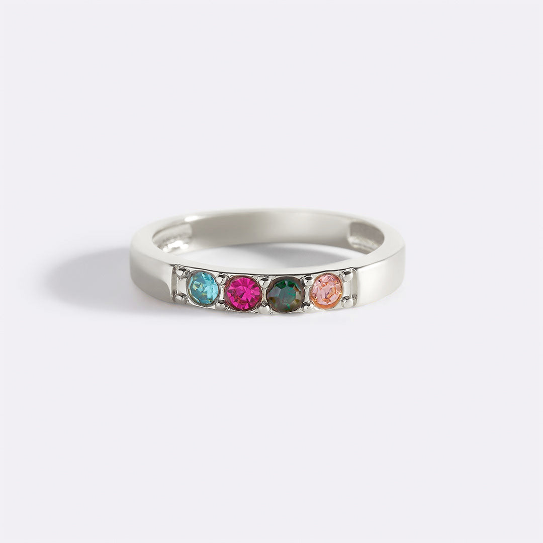 Bague empilable avec pierres de naissance