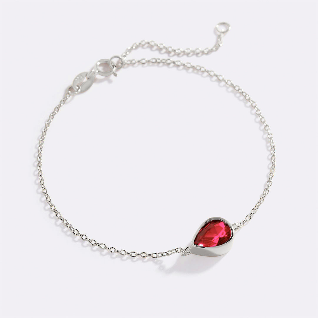 Bracelet en forme de larme avec pierre de naissance