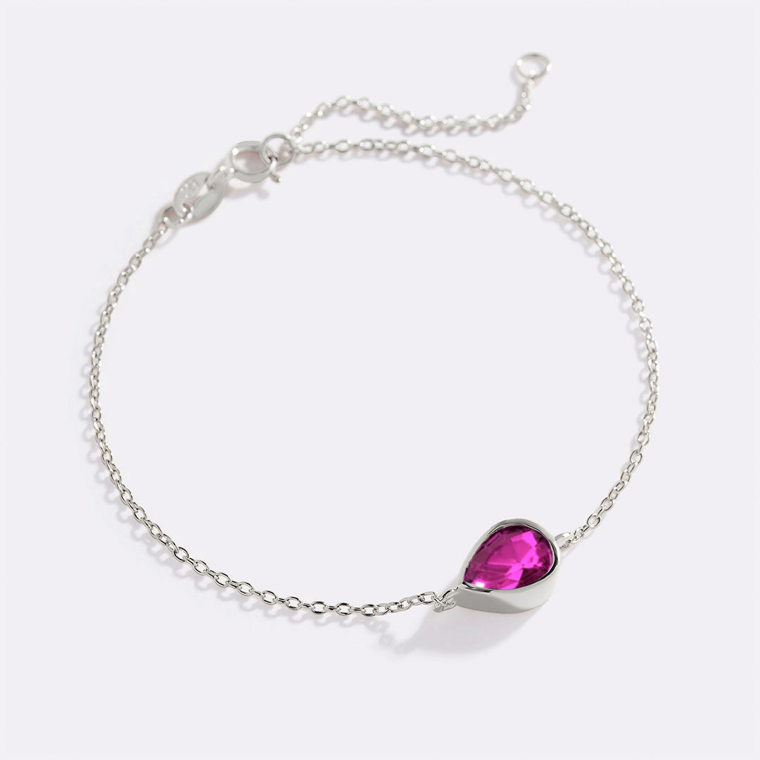 Bracelet en forme de larme avec pierre de naissance