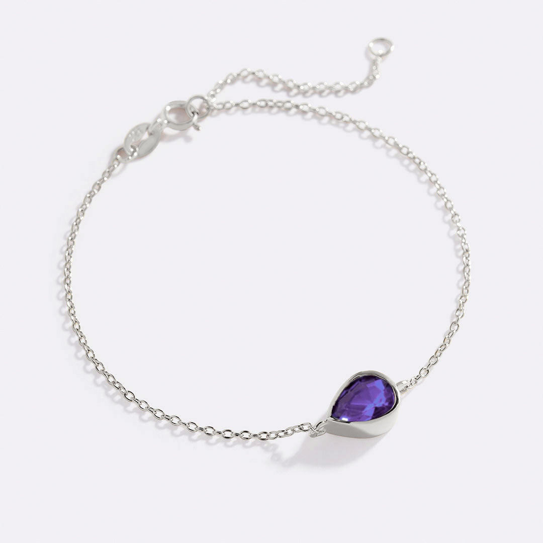 Bracelet en forme de larme avec pierre de naissance